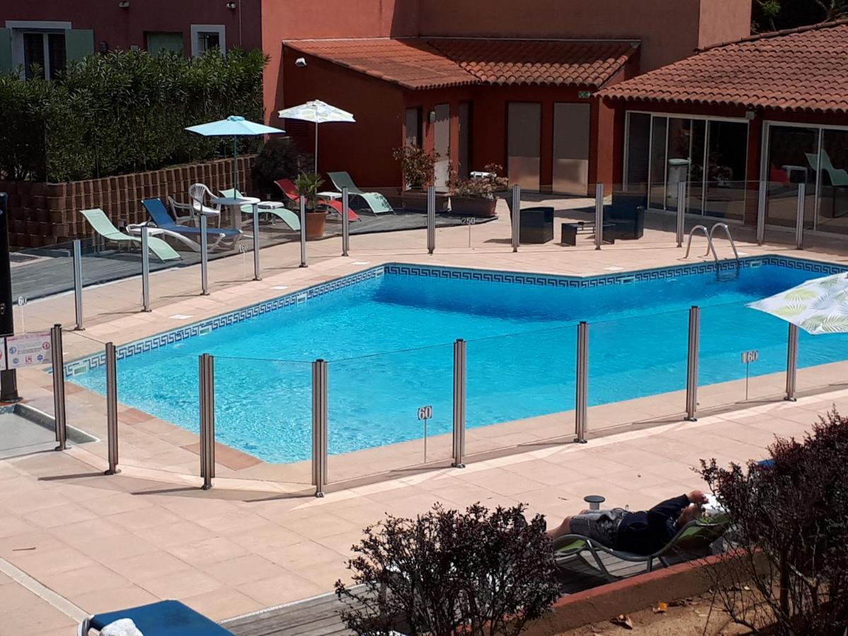 Hotel Albatros Муан-Сарту Экстерьер фото